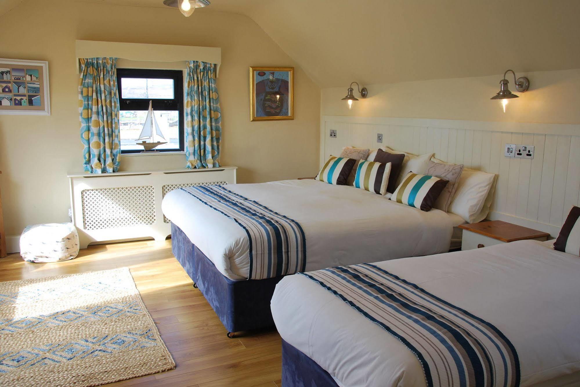 Teach Cruachan Large-Group Holiday Home Dooagh Exterior photo